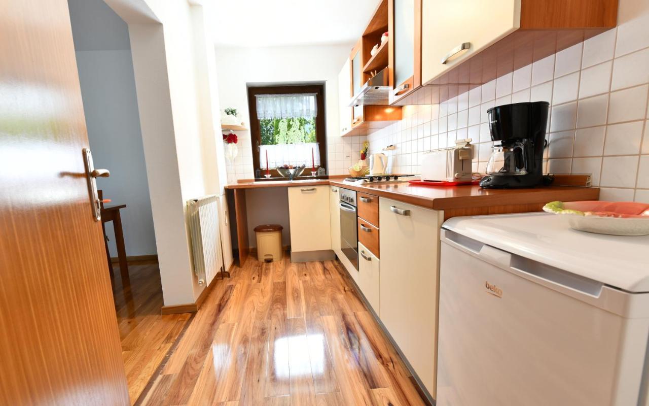 Apartment And Rooms Ivancica Seliste Dreznicko Esterno foto