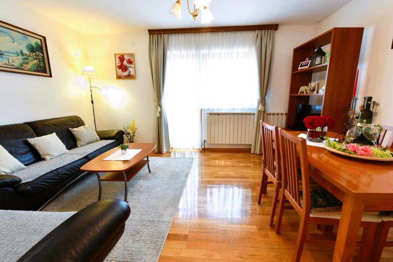 Apartment And Rooms Ivancica Seliste Dreznicko Esterno foto